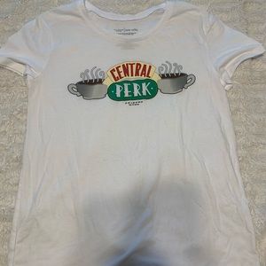 Central Perk friends tee